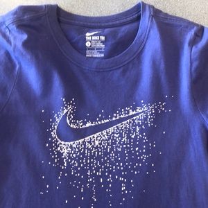 Nike short sleeve shirt